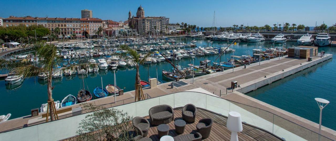 Nouveau F2 Calme Coeur De Ville 1Min De La Plage Saint-Raphaël Buitenkant foto